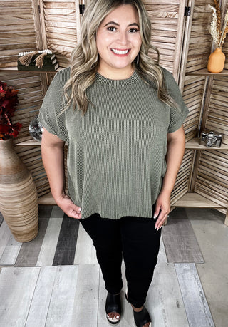 Elora Olive Ribbed Short Sleeve Top